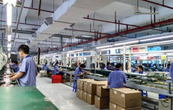 抓到電子行業的風口,他創辦電子加工廠年收益超千萬